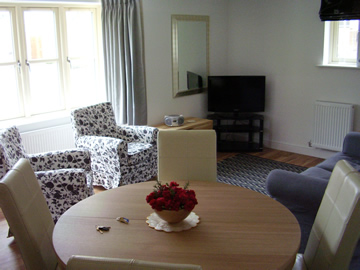 Living room at Lunaria House